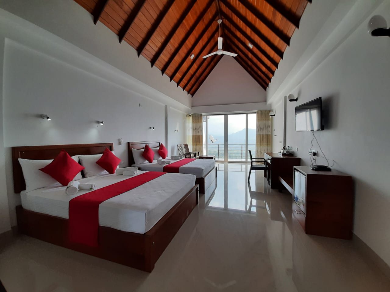 Terrace Cinnamon View twin room interior with mezzanine, red theme